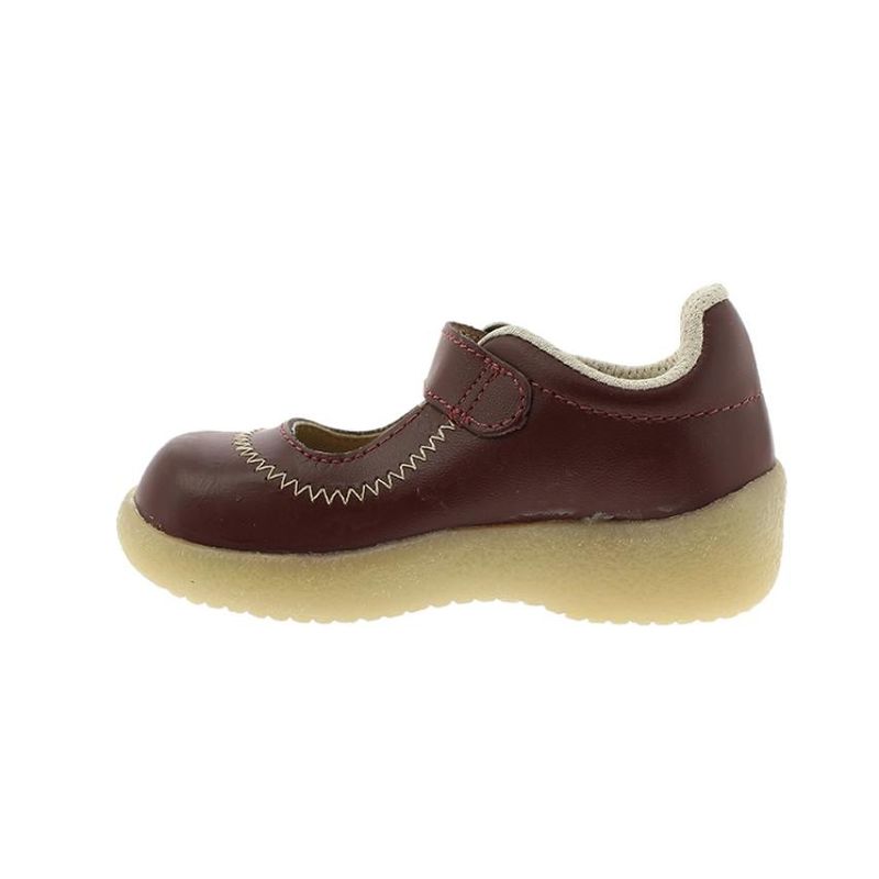 Zapatos-colegiales-para-niña-marca-BUBBLE-GUMMERS-Talla-24