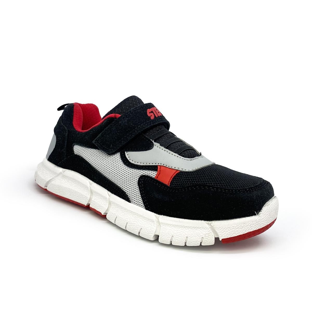 Tenis deportivos para ninos color negro marca Steps Springstep