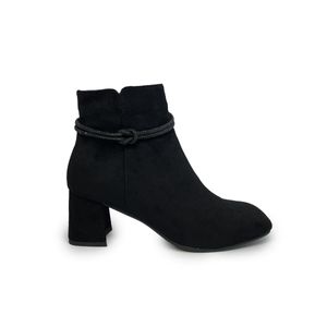 BOTAS MUJER MARCA VIA SPRING COLOR NEGRO