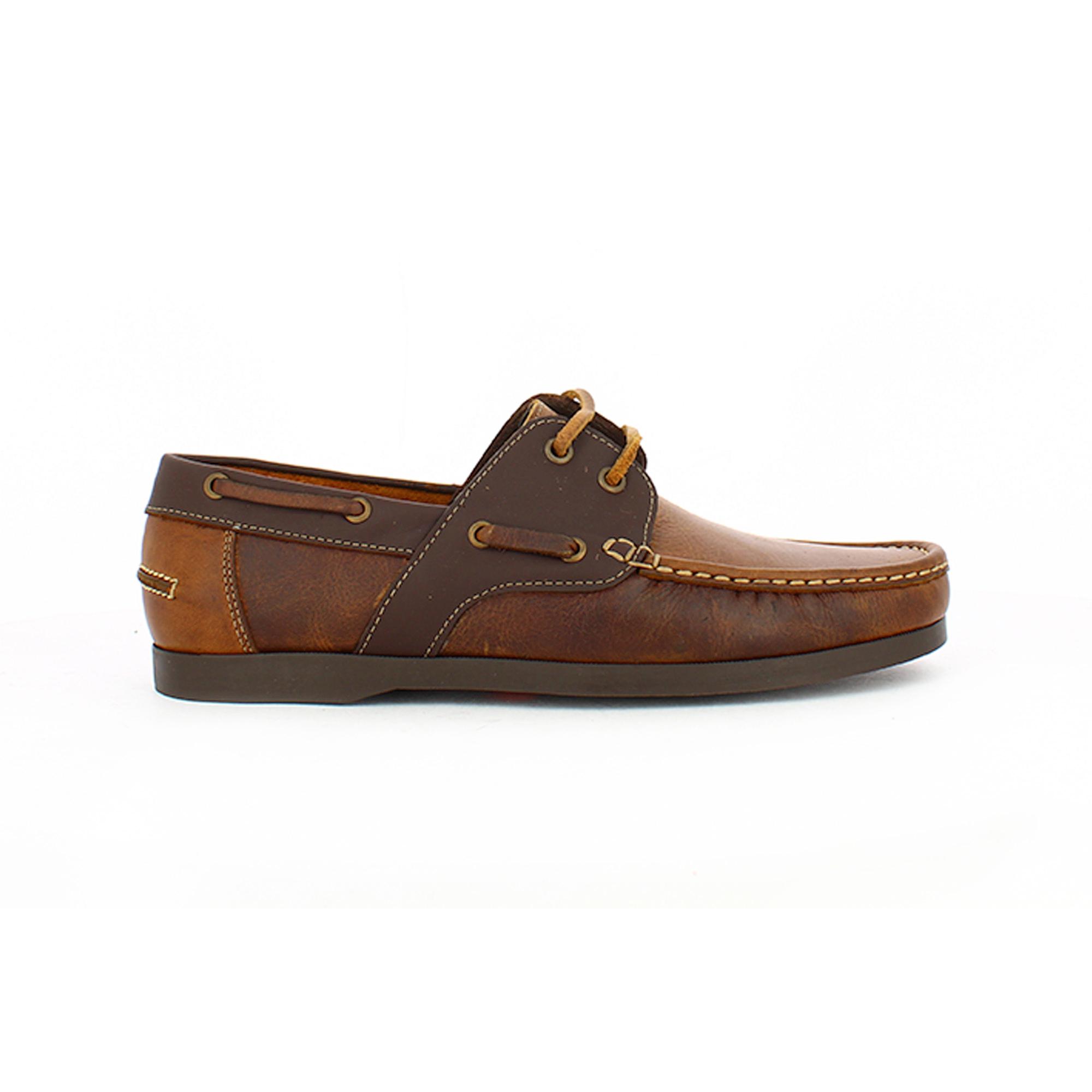 Mocasin store cafe hombre