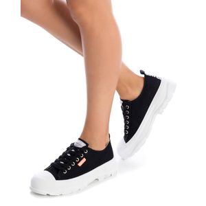 TENIS CASUALES MUJER MARCA REFRESH COLOR NEGRO