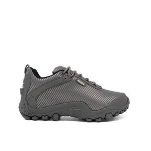 BOTAS OUTDOOR HOMBRE MARCA KUMBRE COLOR GRIS