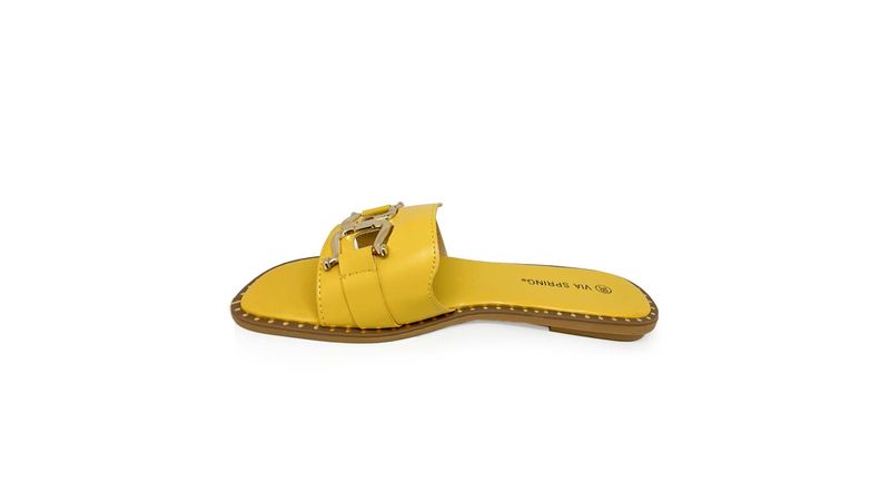 Sandalias discount color amarillo