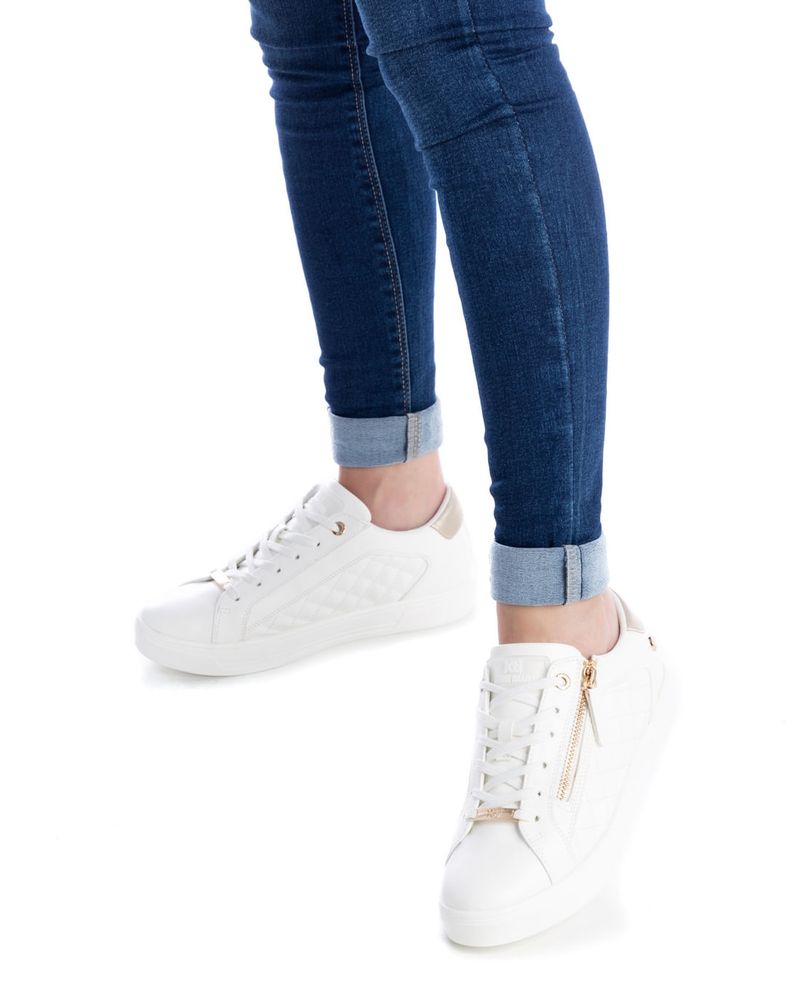 Tenis-Casual-Mujer-Marca-Xti-Color-Blanco-Talla-37-4