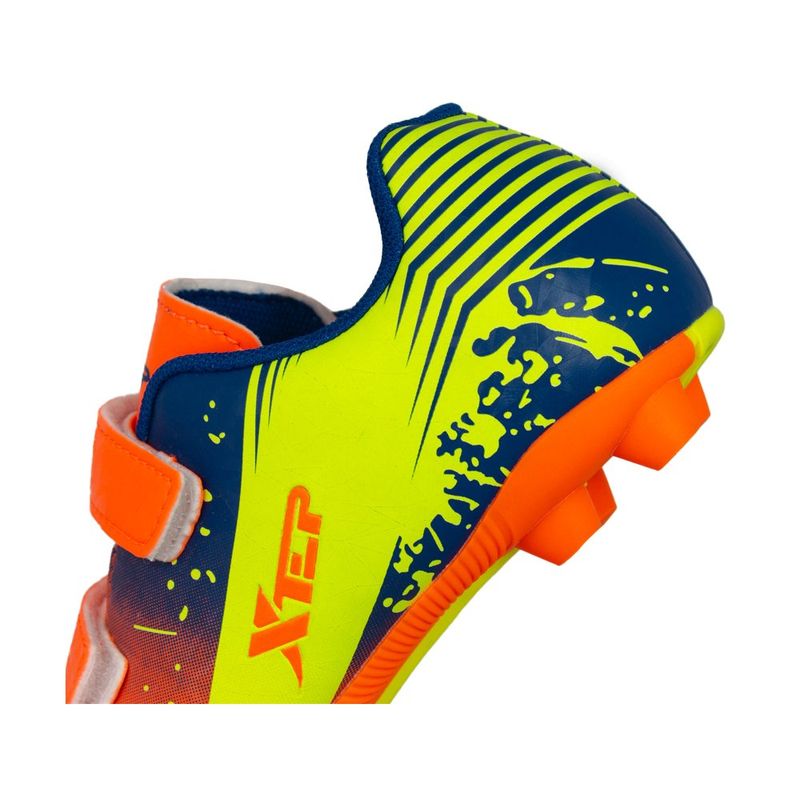 guayos-football-niño-marca-xtep-color-naranja-talla-31