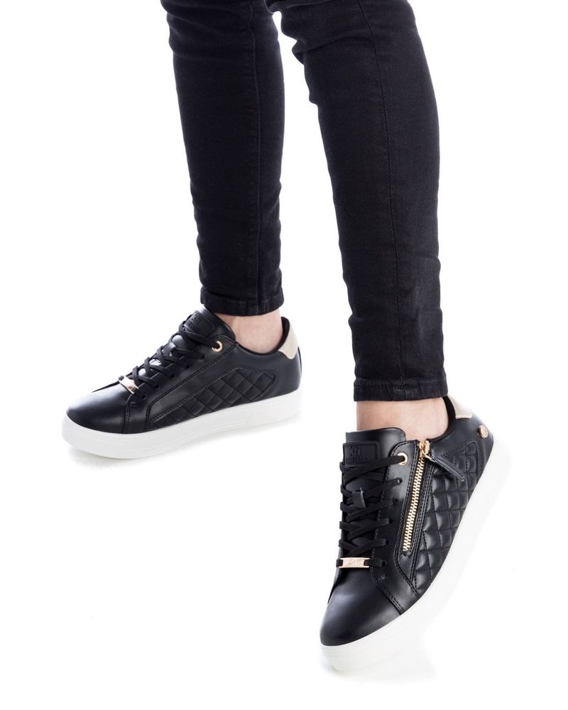tenis-casual-mujer-marca-xti-color-negro-talla-38