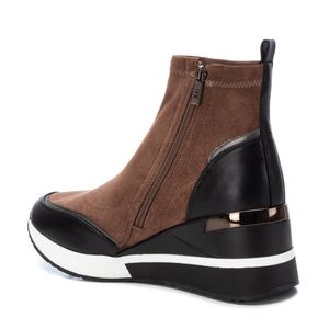 BOTIN CASUAL MUJER MARCA XTI COLOR CAFE