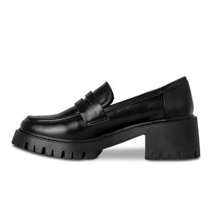 MOCASINES MUJER VIA SPRING COLOR NEGRO