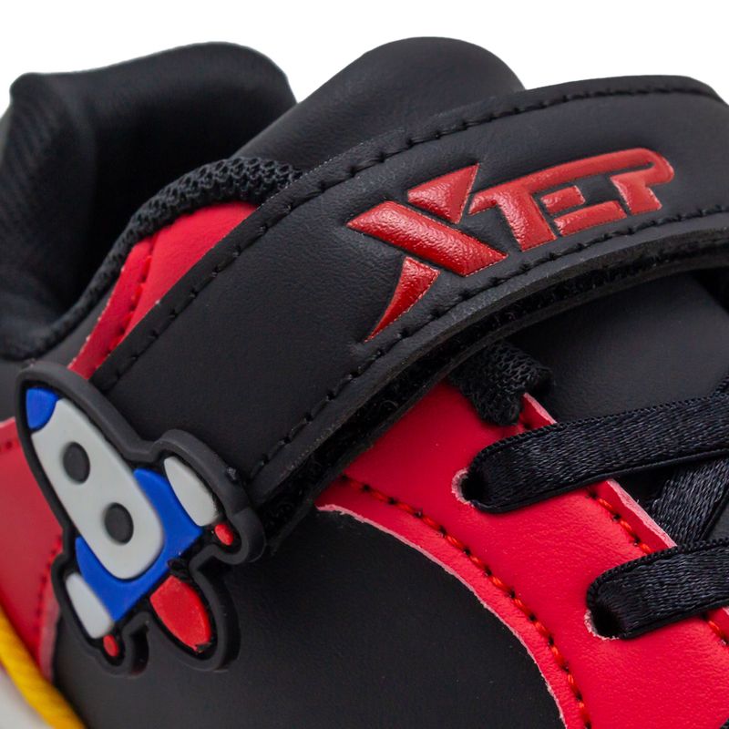 Tenis-Urbanos-Rojos-Para-Niño-Xtep-Talla-30-5