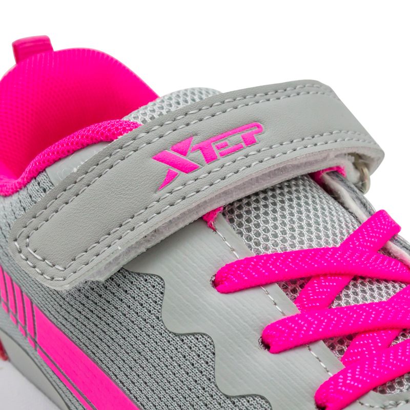 Tenis-Gris-Con-Fucsia-Niña-Xtep-Talla-31-5